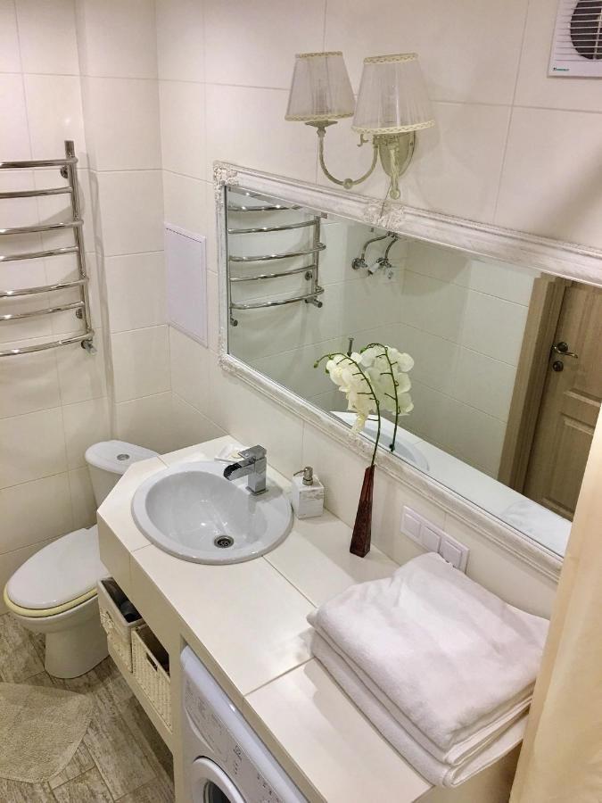Studio Luxe On Victory Street In The City Center فينيتسا المظهر الخارجي الصورة