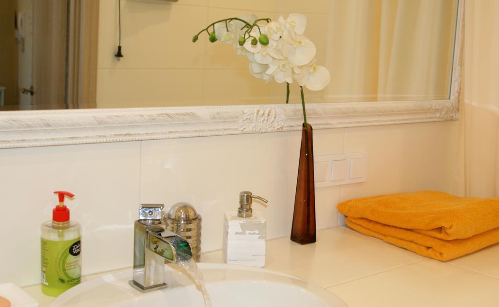 Studio Luxe On Victory Street In The City Center فينيتسا المظهر الخارجي الصورة