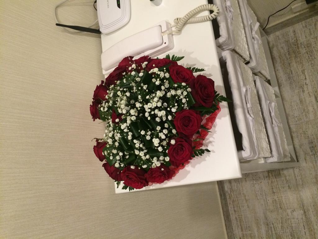 Studio Luxe On Victory Street In The City Center فينيتسا المظهر الخارجي الصورة